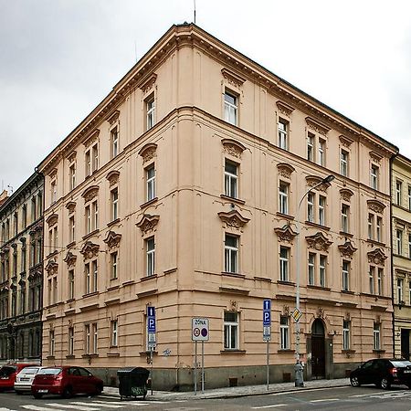 Luxury Center Apt. Charles Bridge Walking Distance Praga Esterno foto